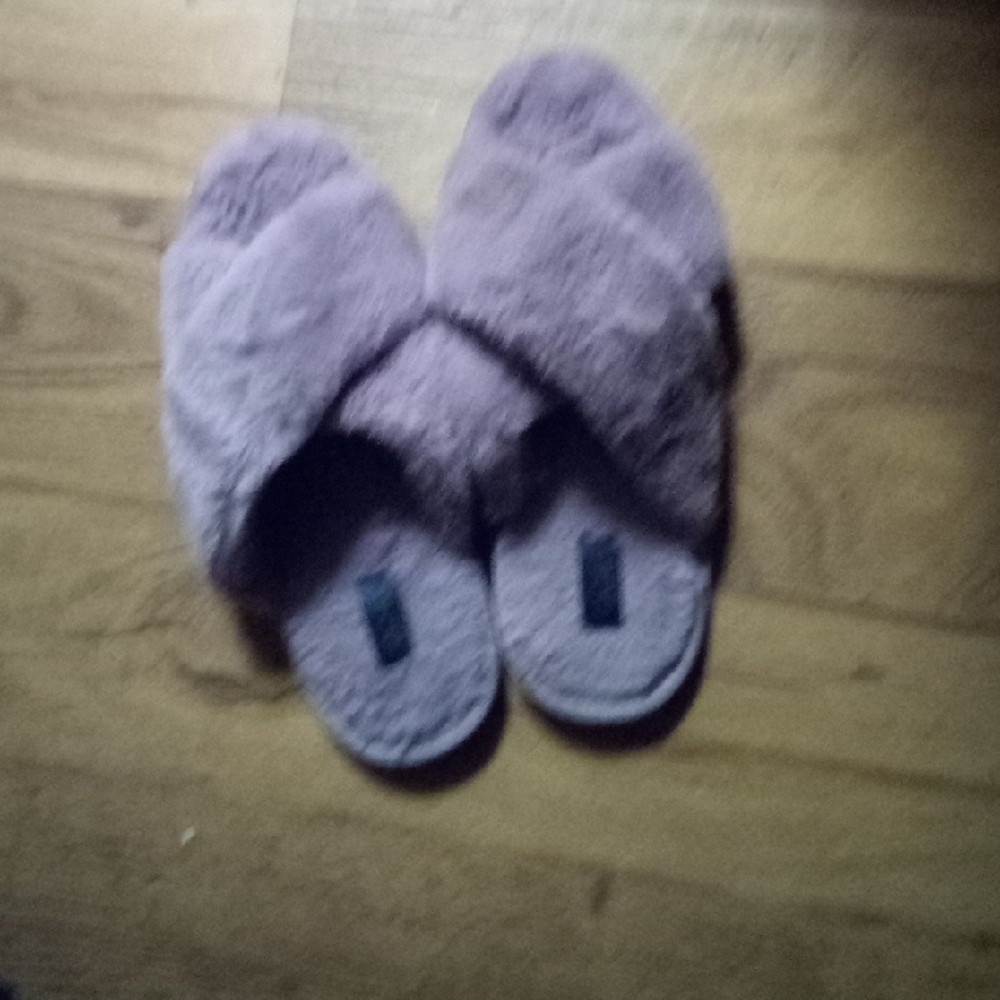 Cozy Plush Slippers in Mauve